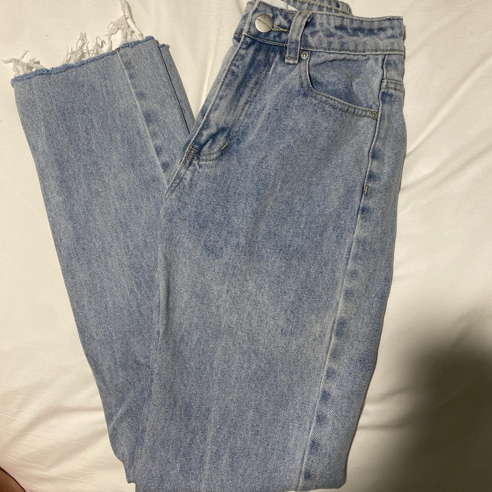 Superdown Jeans - Picture 2 of 2